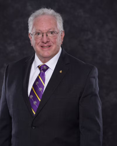 Ill. Robert T. Trefzger, 33°